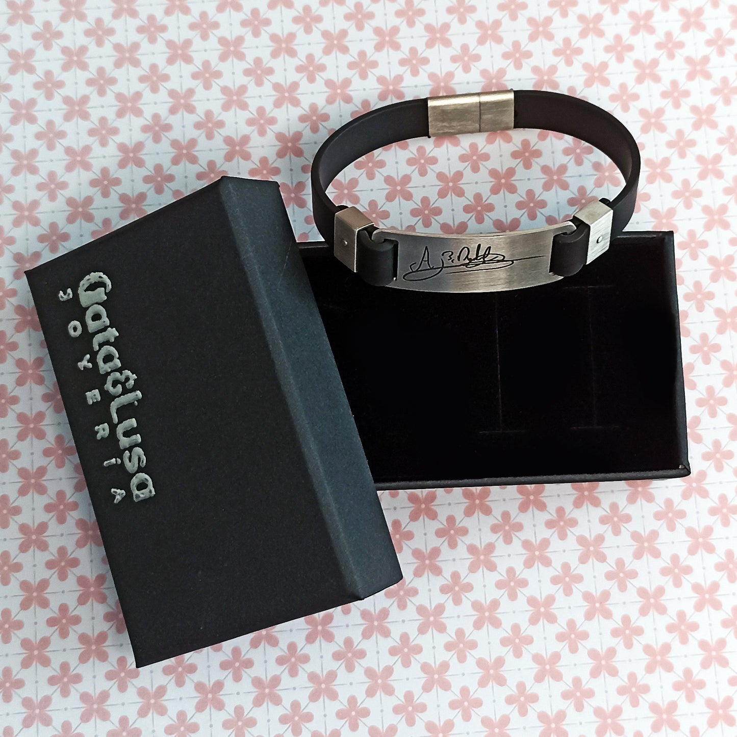 Pulsera de Caucho con Diseño Personalizado